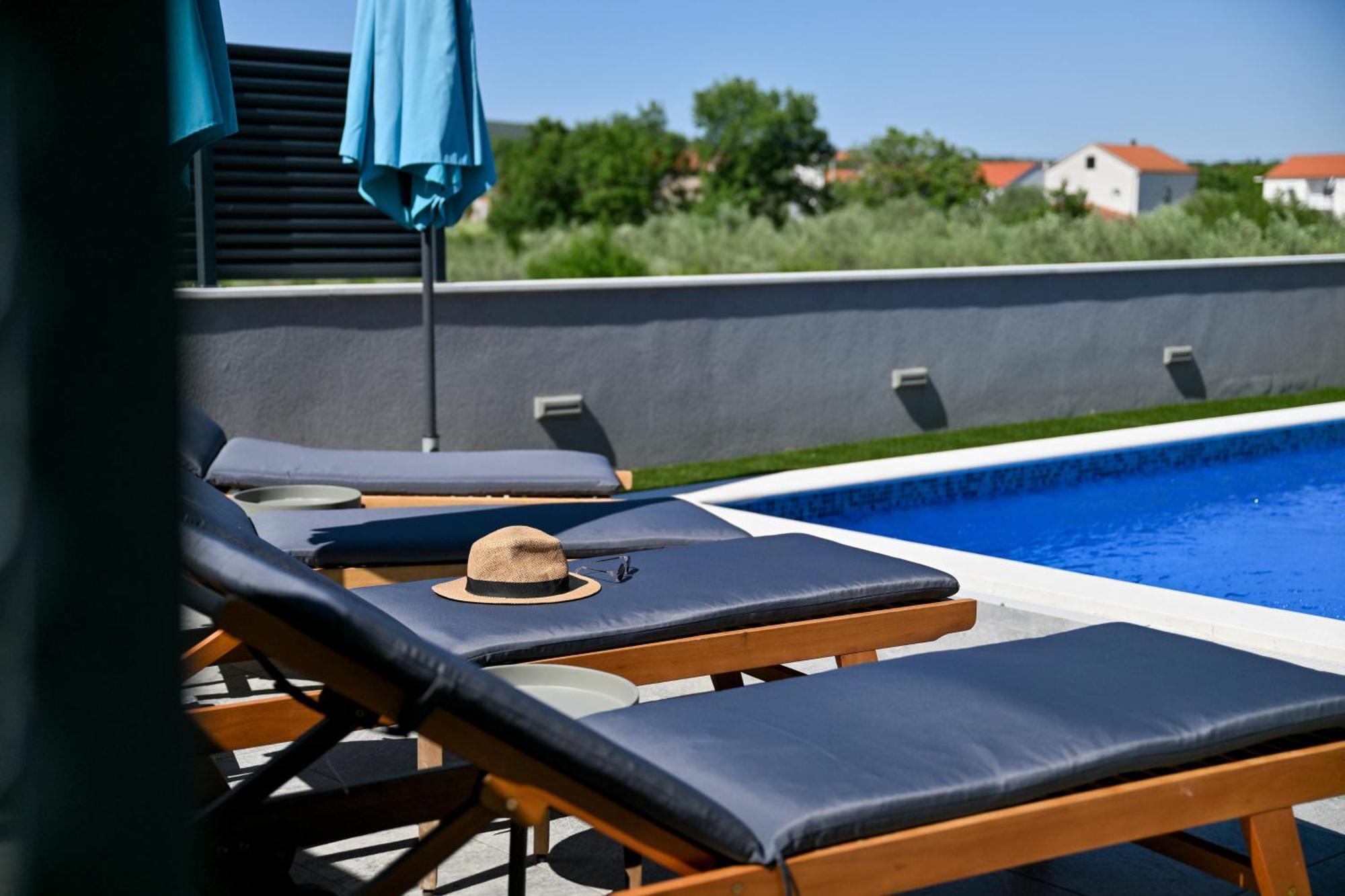 Luxurious Villa Natali Pridraga Ngoại thất bức ảnh